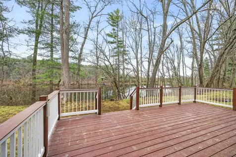 12 Leclair Drive Hudson NH 03051