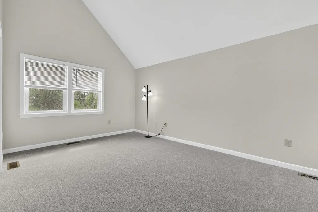 30 Charter Street Exeter NH 03833