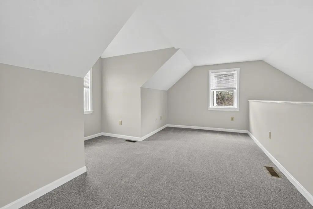 30 Charter Street Exeter NH 03833