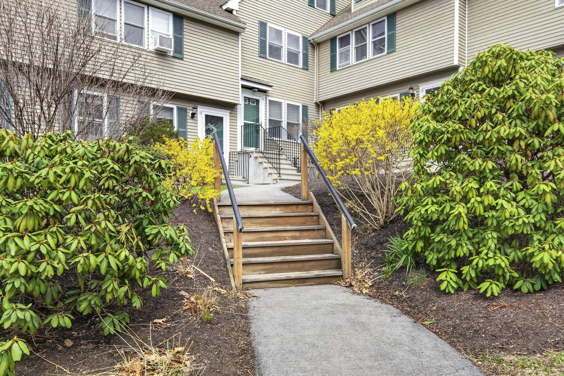 30 Charter Street Exeter NH 03833