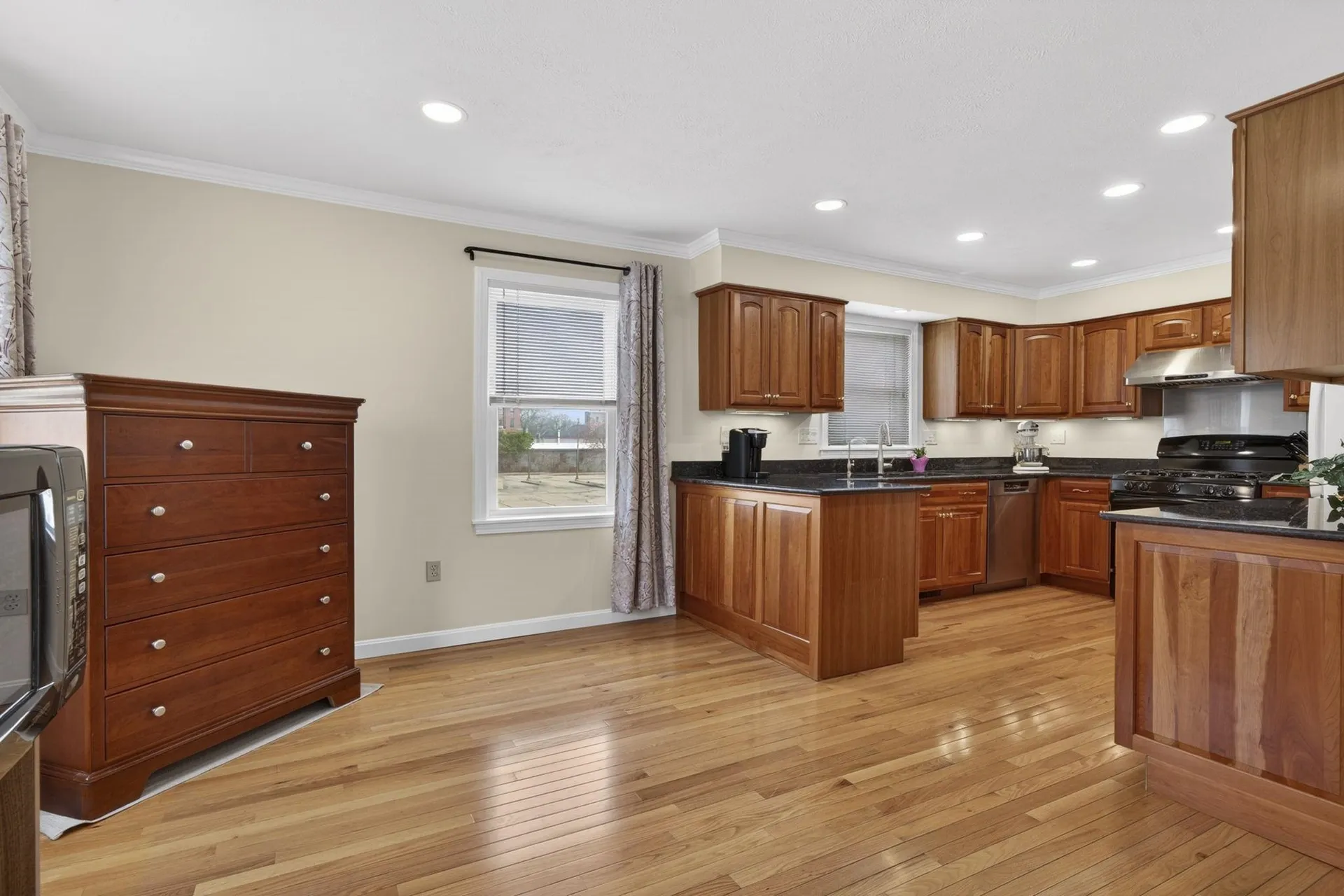 30 Charter Street Exeter NH 03833