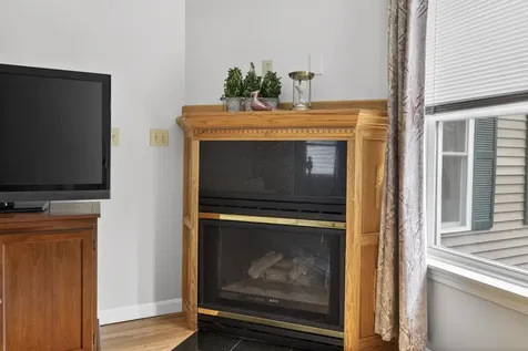 30 Charter Street Exeter NH 03833