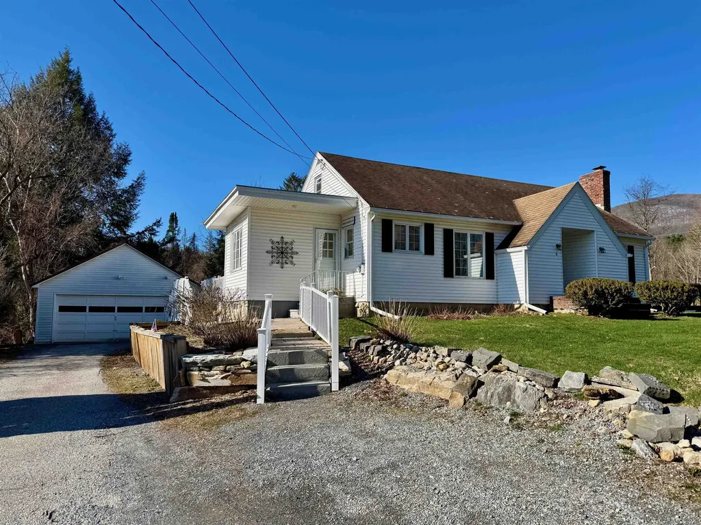 2 Pine Road Bennington VT 05201