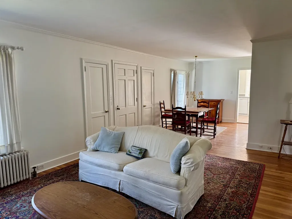 2 Pine Road Bennington VT 05201