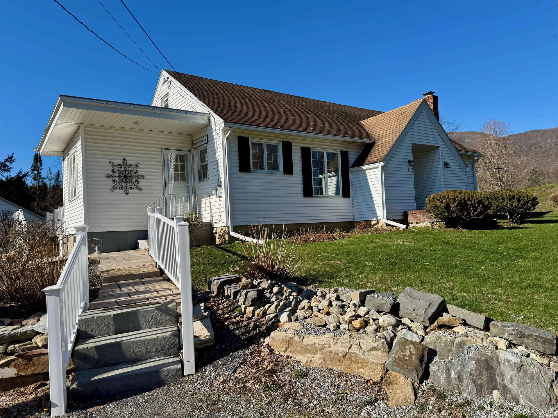 2 Pine Road Bennington VT 05201