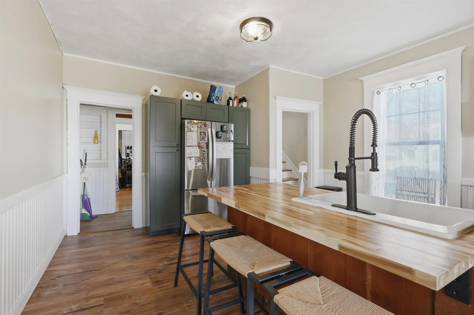 14 Pleasant Street Plymouth NH 03264