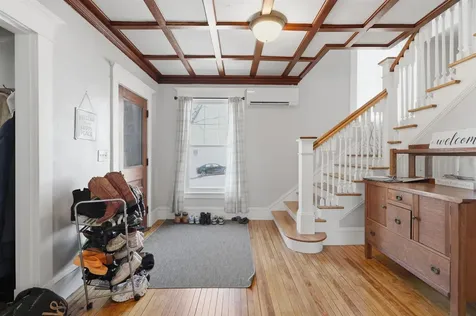 14 Pleasant Street Plymouth NH 03264