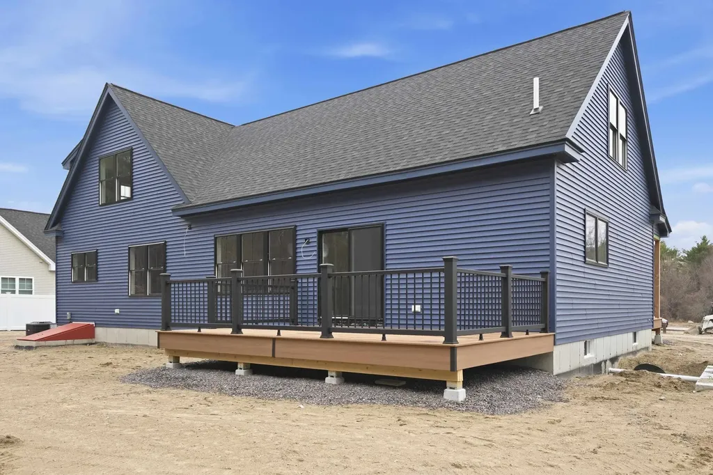 14 Stacey Lane Chester NH 03036
