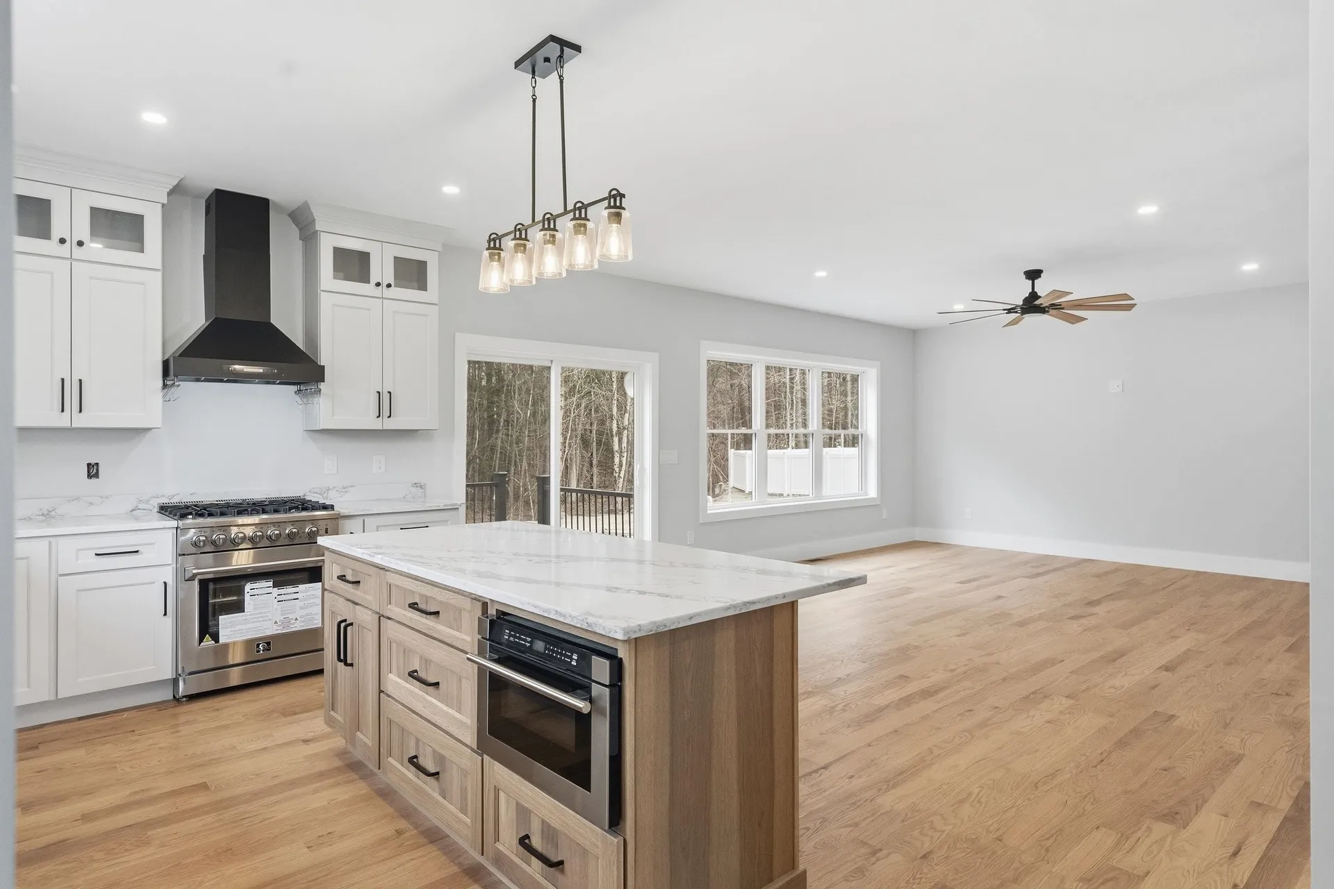 14 Stacey Lane Chester NH 03036