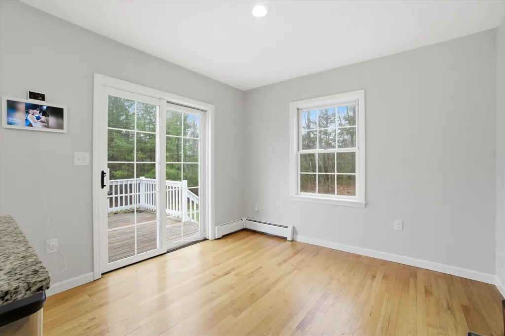 10 Upton Road Mont Vernon NH 03057