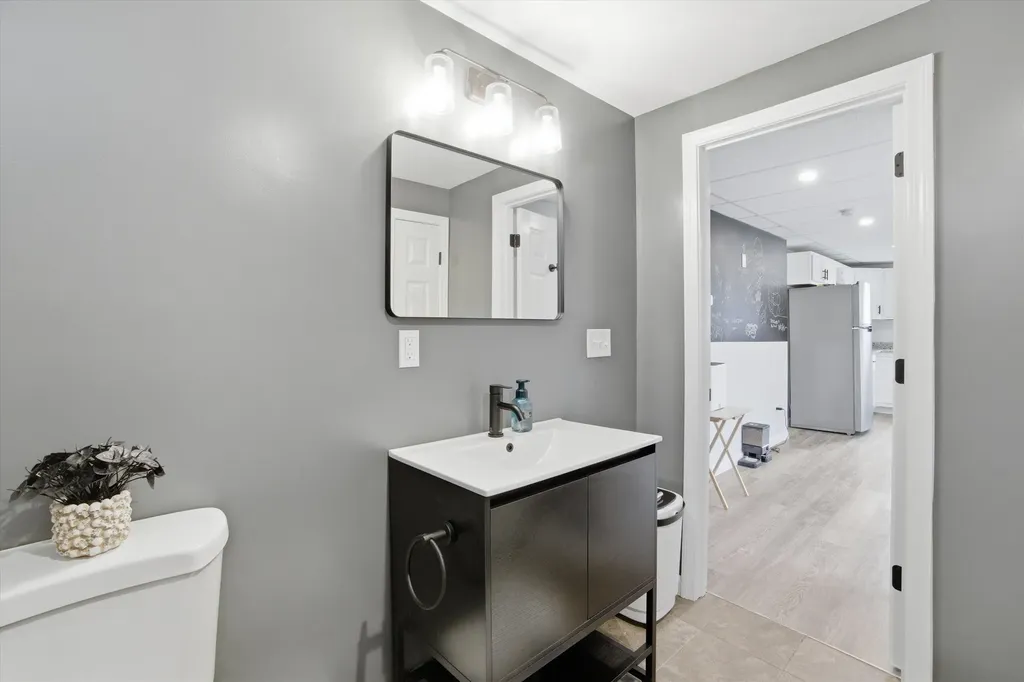 10 Upton Road Mont Vernon NH 03057