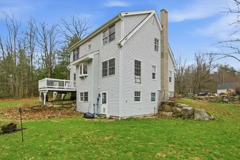 10 Upton Road Mont Vernon NH 03057
