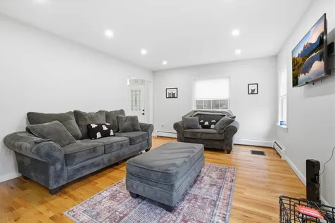 10 Upton Road Mont Vernon NH 03057