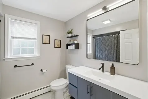10 Upton Road Mont Vernon NH 03057