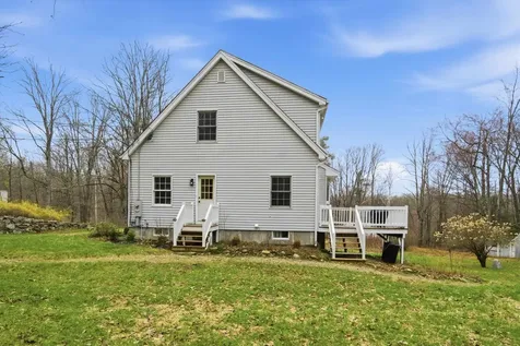 10 Upton Road Mont Vernon NH 03057