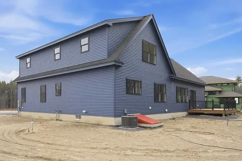 14 Stacey Lane Chester NH 03036
