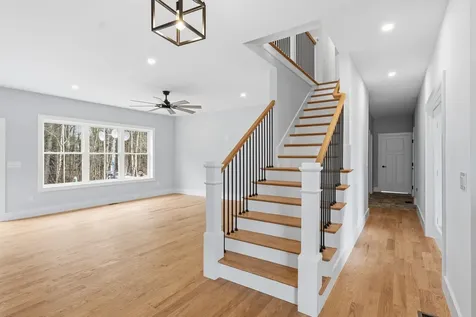 14 Stacey Lane Chester NH 03036