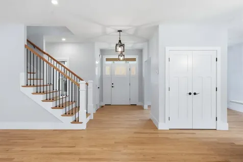 14 Stacey Lane Chester NH 03036