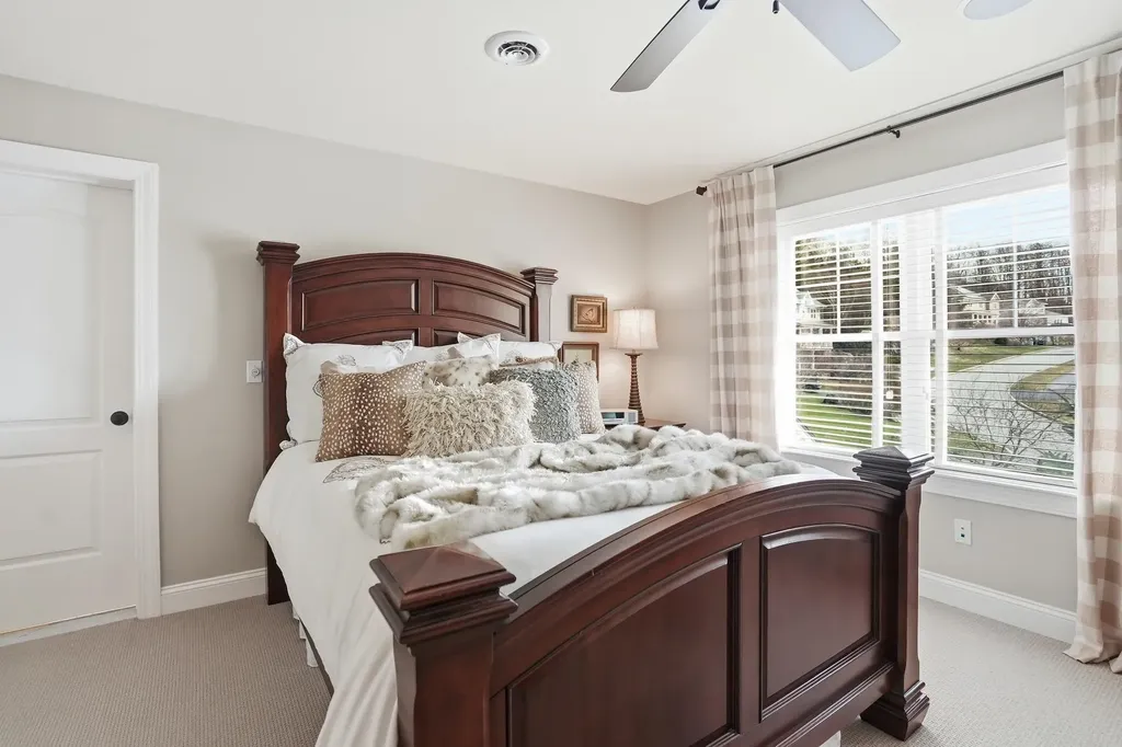 288 Boulder Hill Drive Shelburne VT 05482