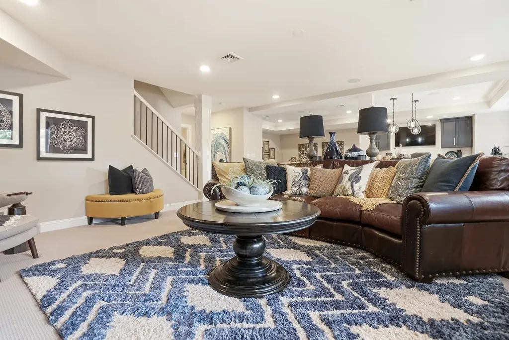 288 Boulder Hill Drive Shelburne VT 05482