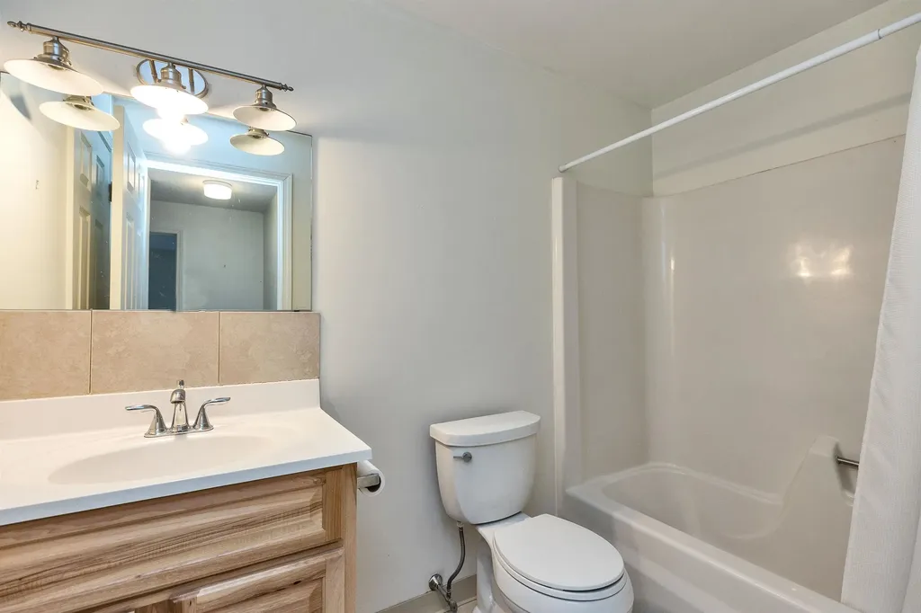 1 Northbrook Drive Manchester NH 03102