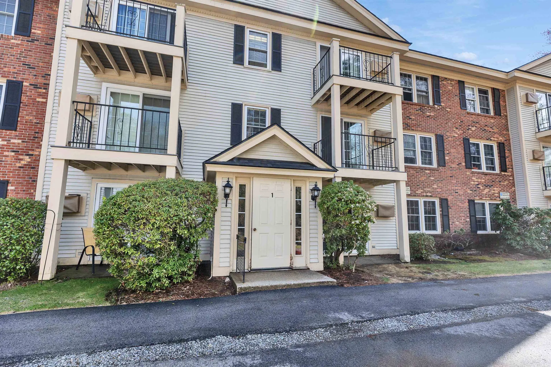 1 Northbrook Drive Manchester NH 03102