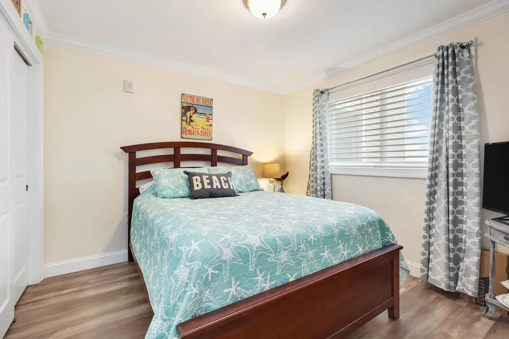 275 Ocean Boulevard Hampton NH 03842