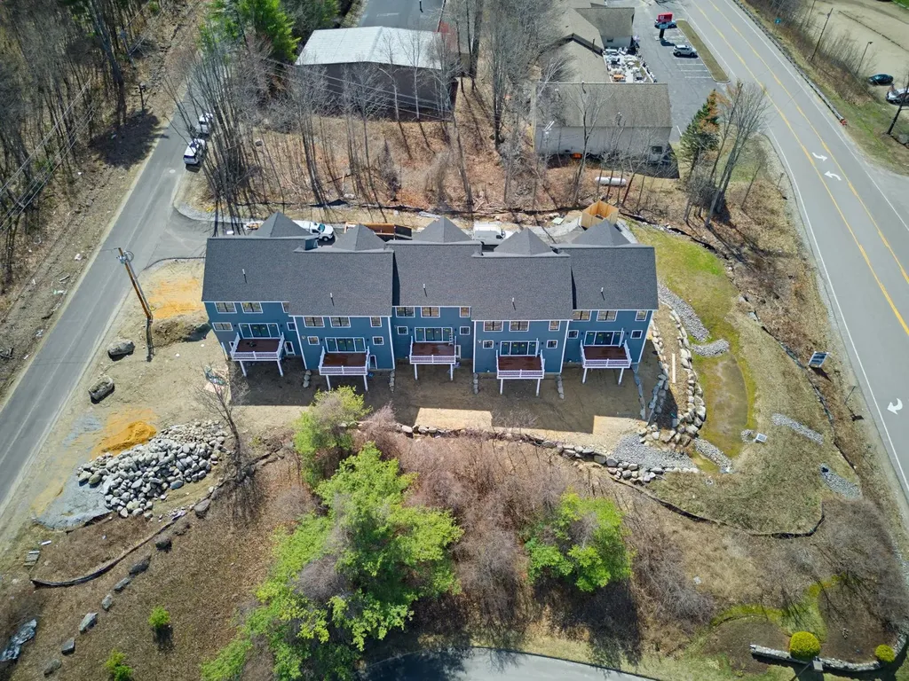 21 Upper Ladd Hill Road Meredith NH 03253