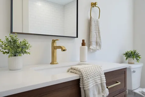 21 Upper Ladd Hill Road Meredith NH 03253