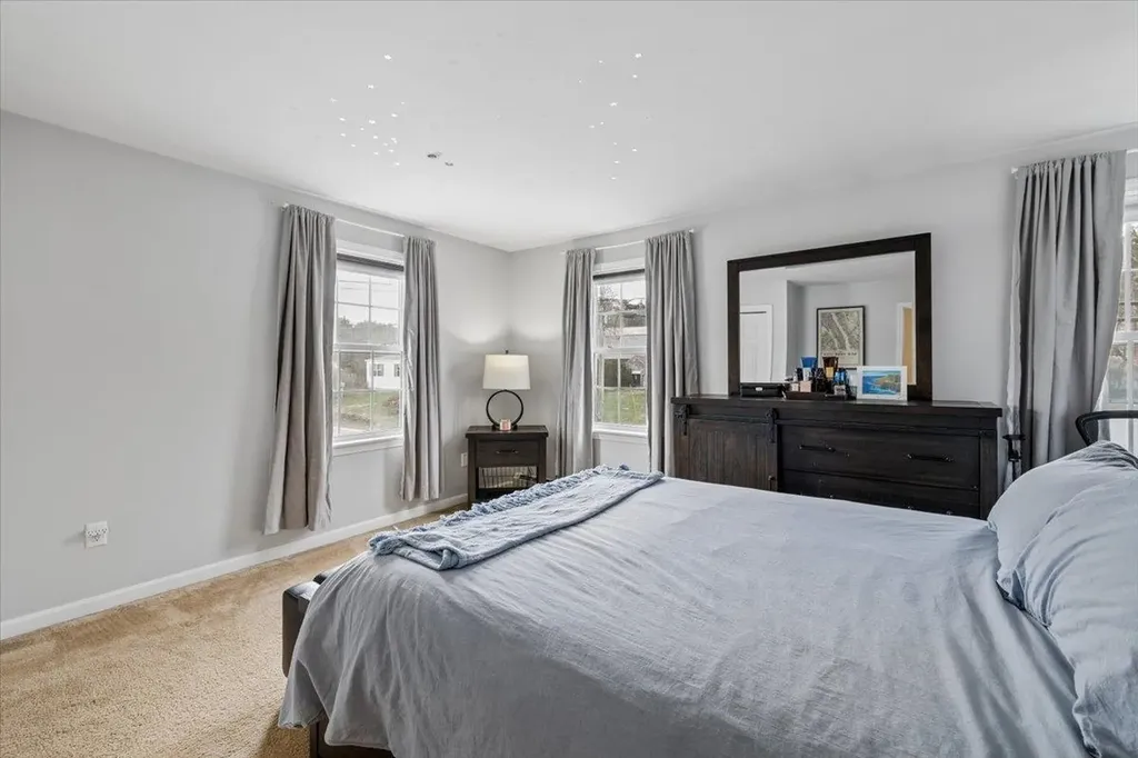 1 Langs Lane Newmarket NH 03857