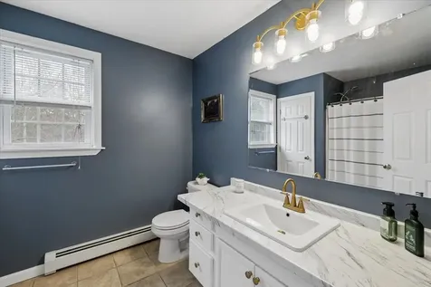 1 Langs Lane Newmarket NH 03857