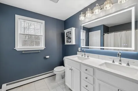 1 Langs Lane Newmarket NH 03857