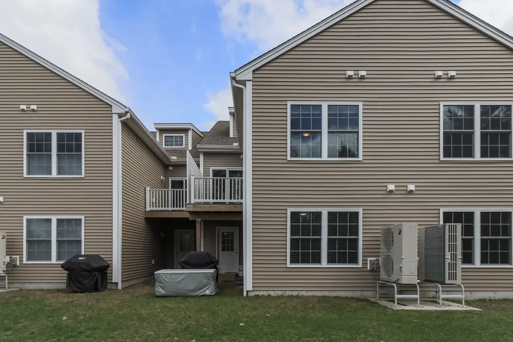 606 Southfield Lane Peterborough NH 03458