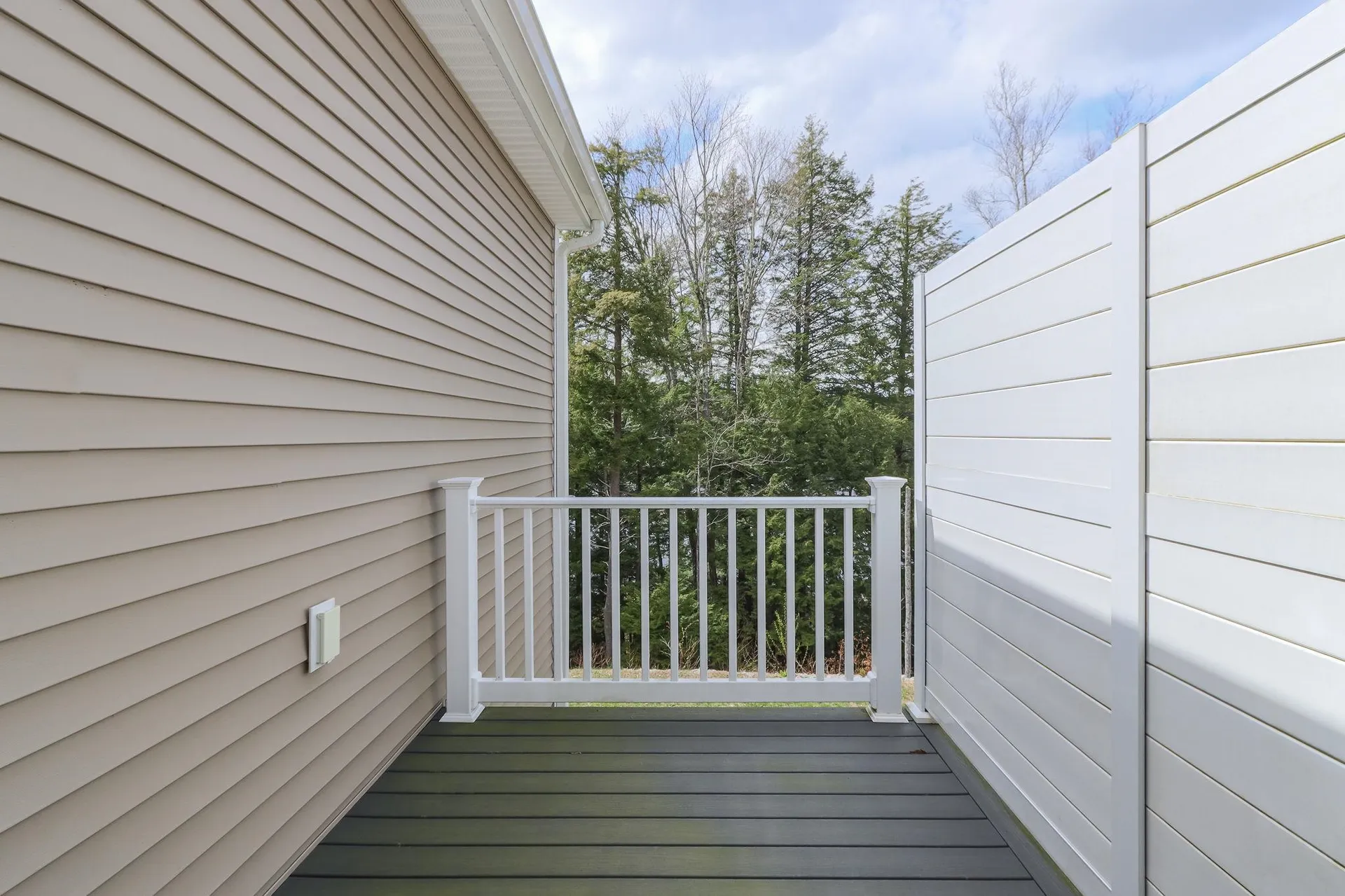 606 Southfield Lane Peterborough NH 03458