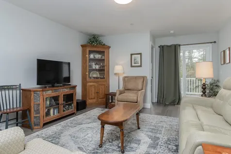 606 Southfield Lane Peterborough NH 03458