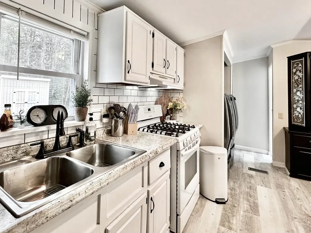 242 Riverside Drive Campton NH 03223