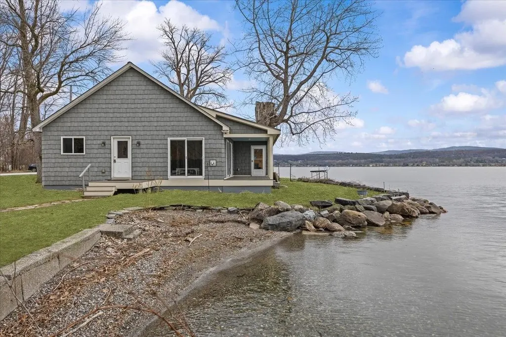1223 Hathaway Point Road St. Albans Town VT 05478
