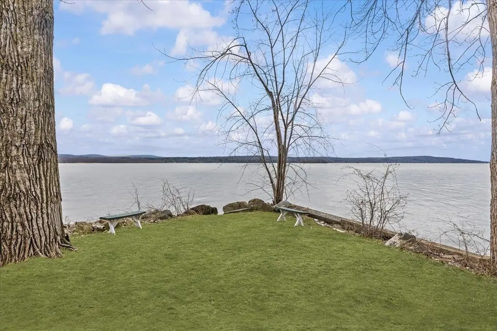1223 Hathaway Point Road St. Albans Town VT 05478