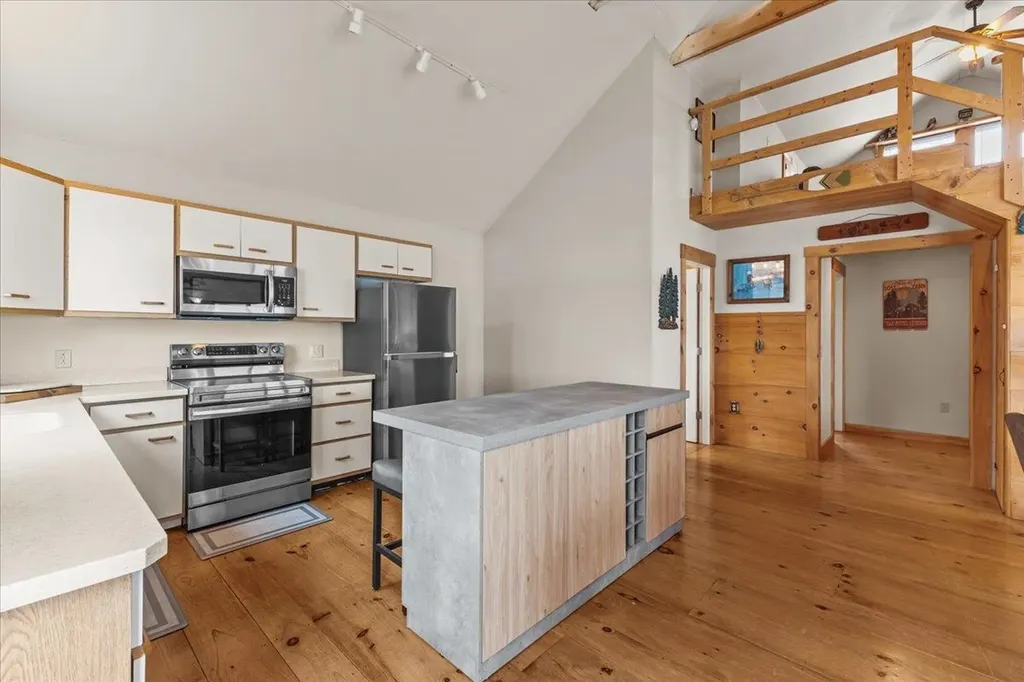 1223 Hathaway Point Road St. Albans Town VT 05478