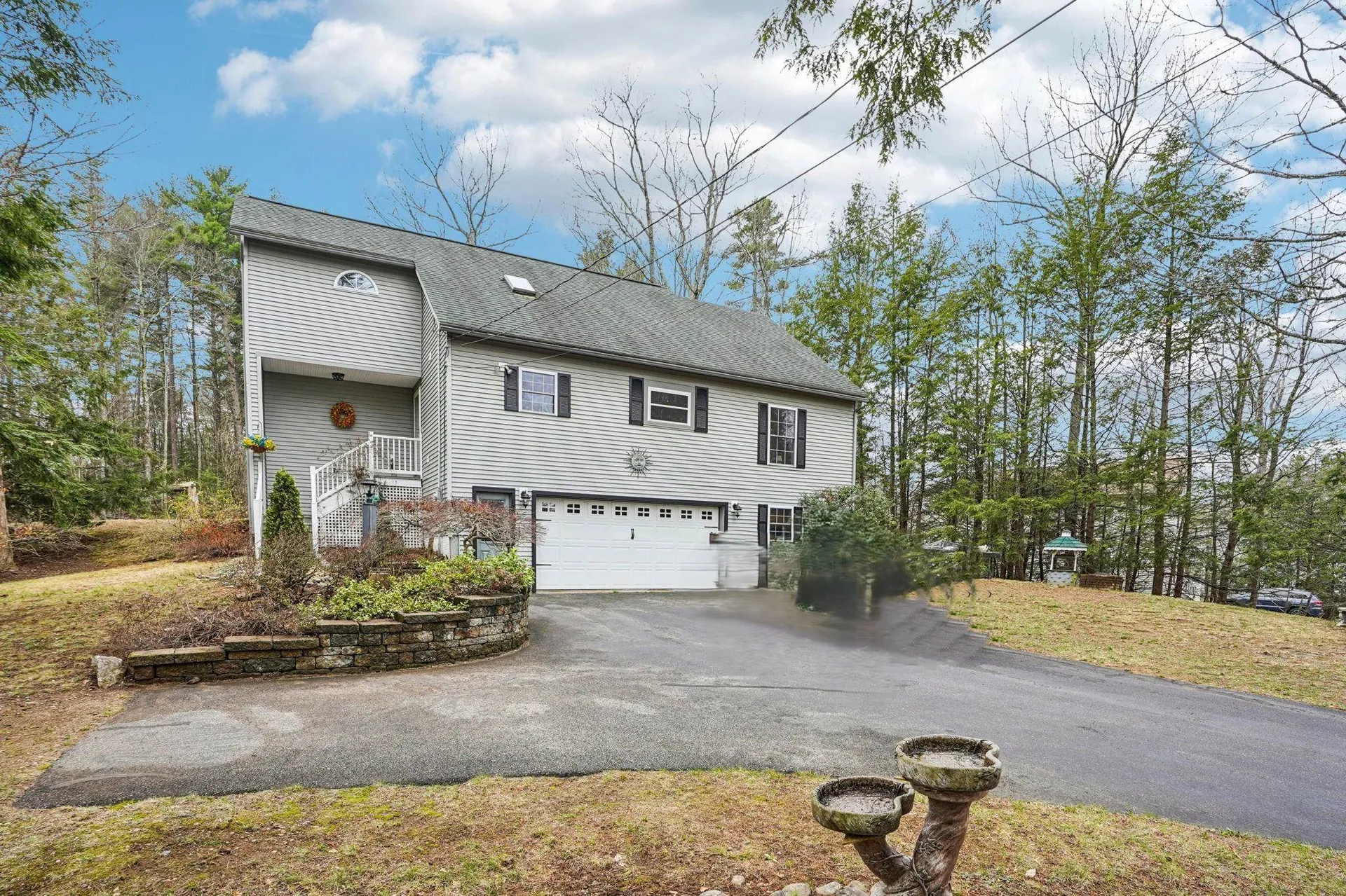 19 G H Carter Drive Danville NH 03819