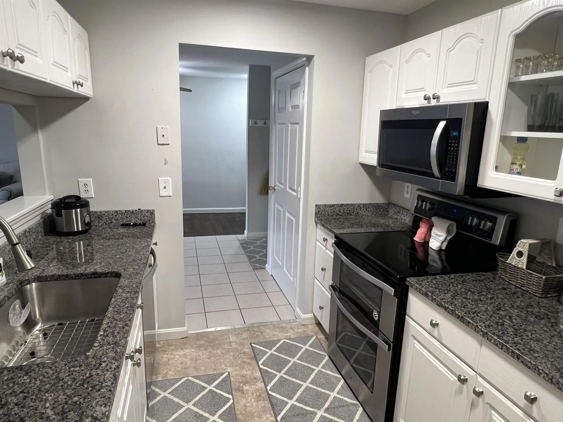 690 S Porter Street Manchester NH 03103