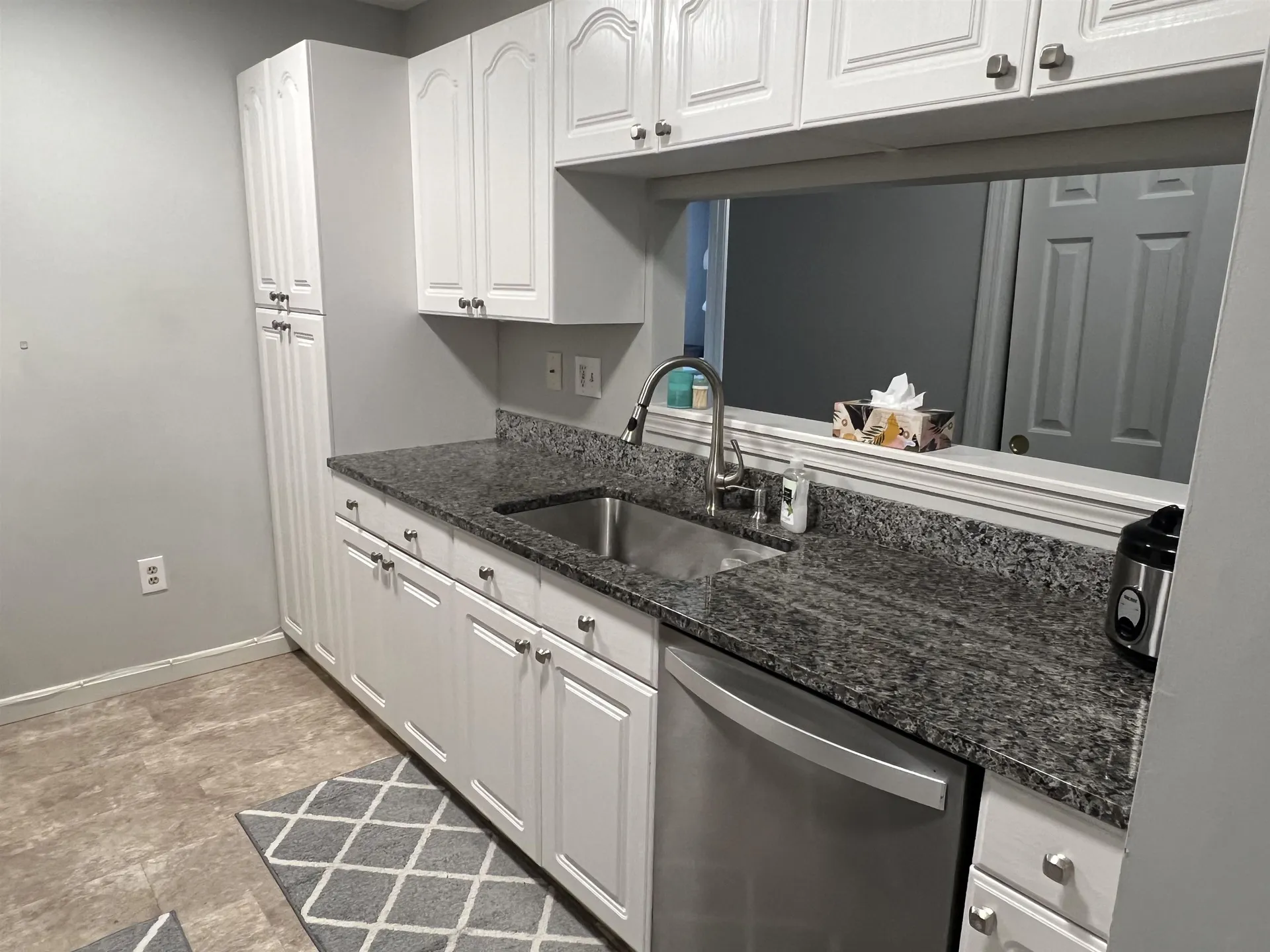 690 S Porter Street Manchester NH 03103