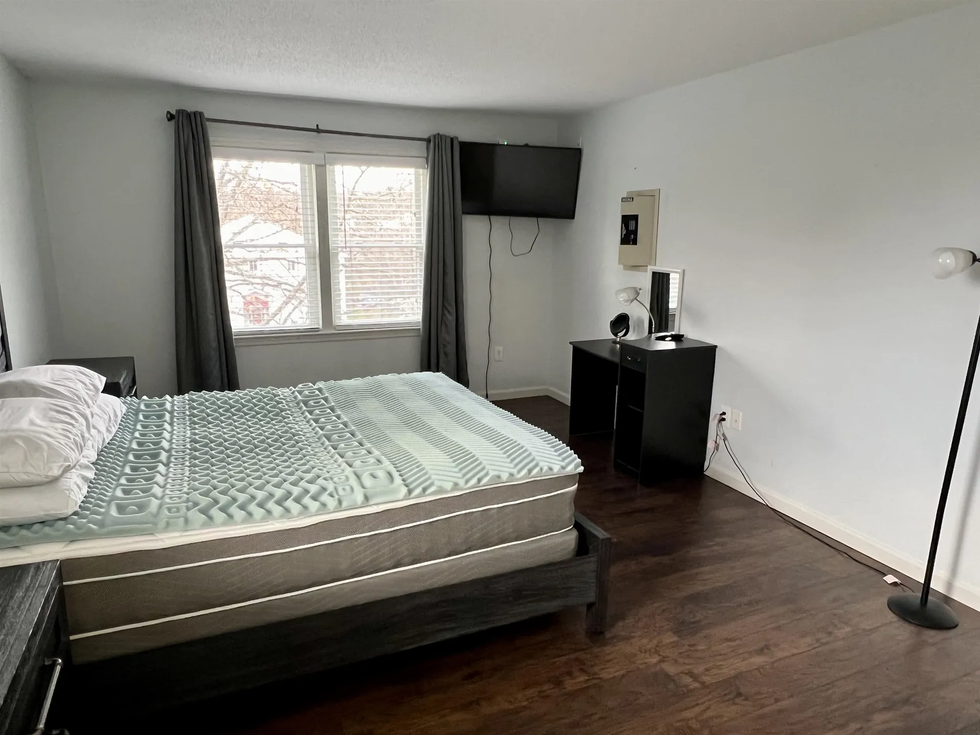 690 S Porter Street Manchester NH 03103