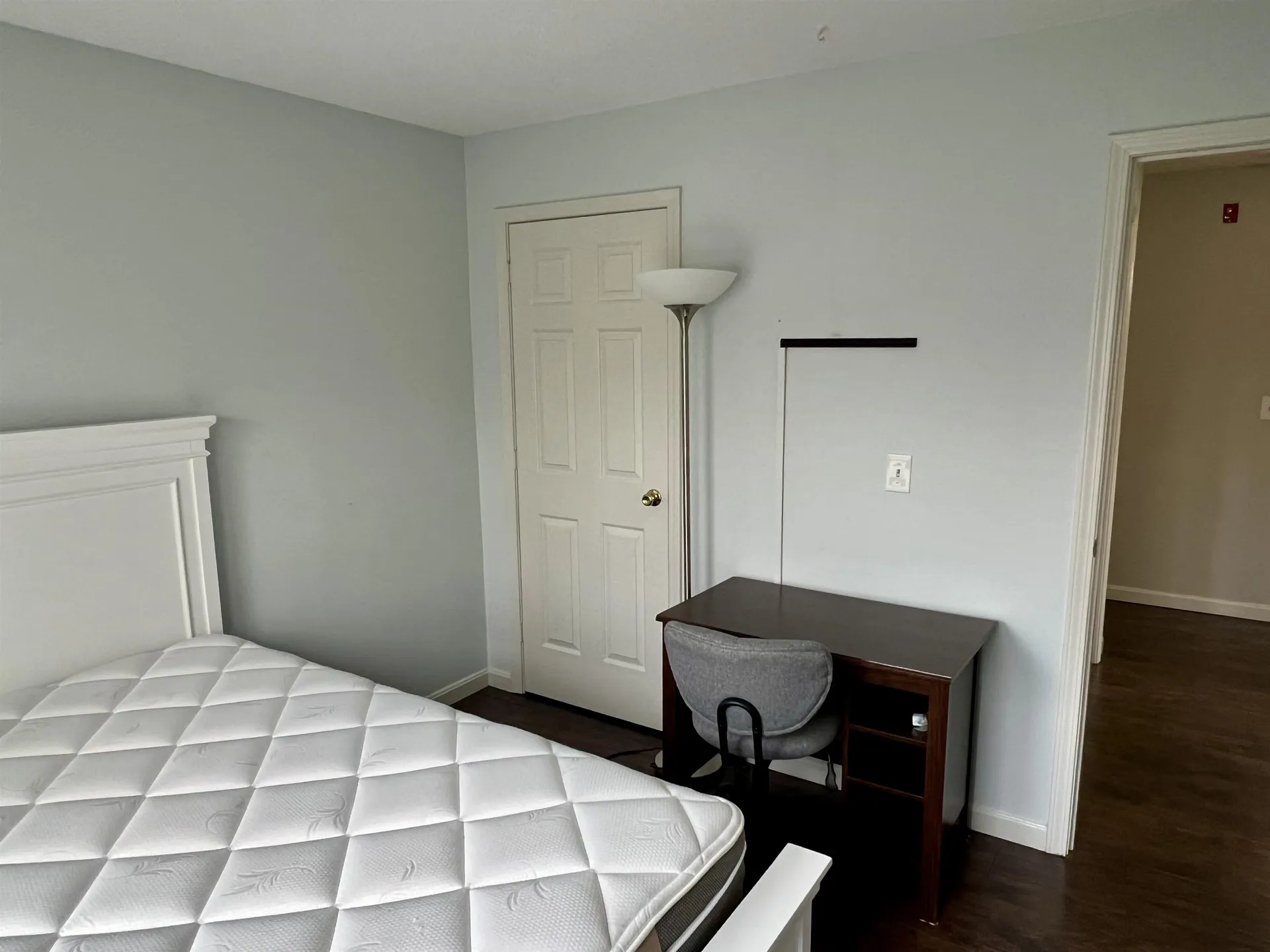 690 S Porter Street Manchester NH 03103
