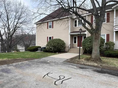 690 S Porter Street Manchester NH 03103