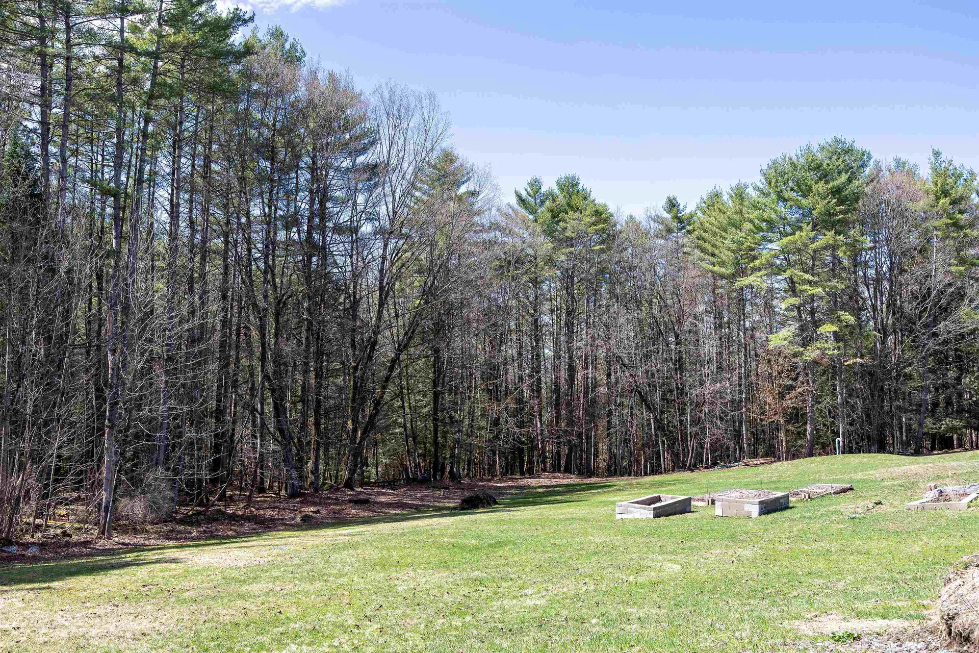 1799 Coppermine Road Monroe NH 03771