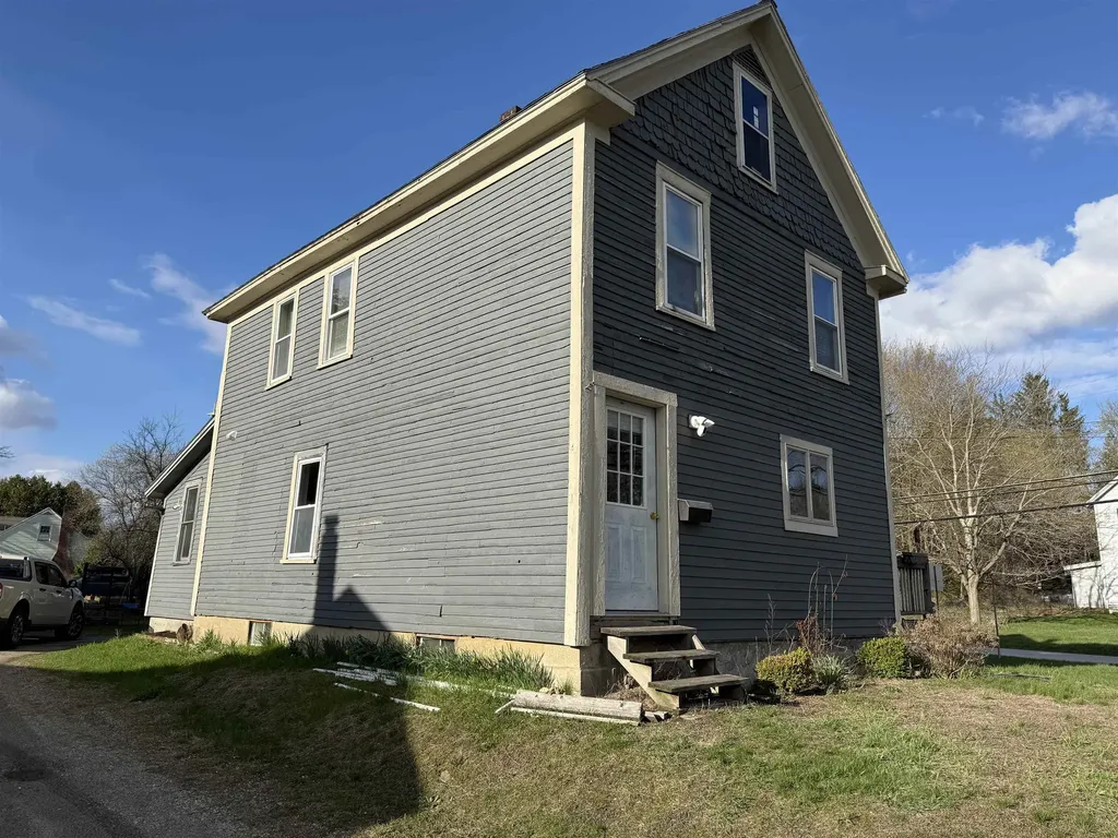 33 Field Avenue Rutland City VT 05701