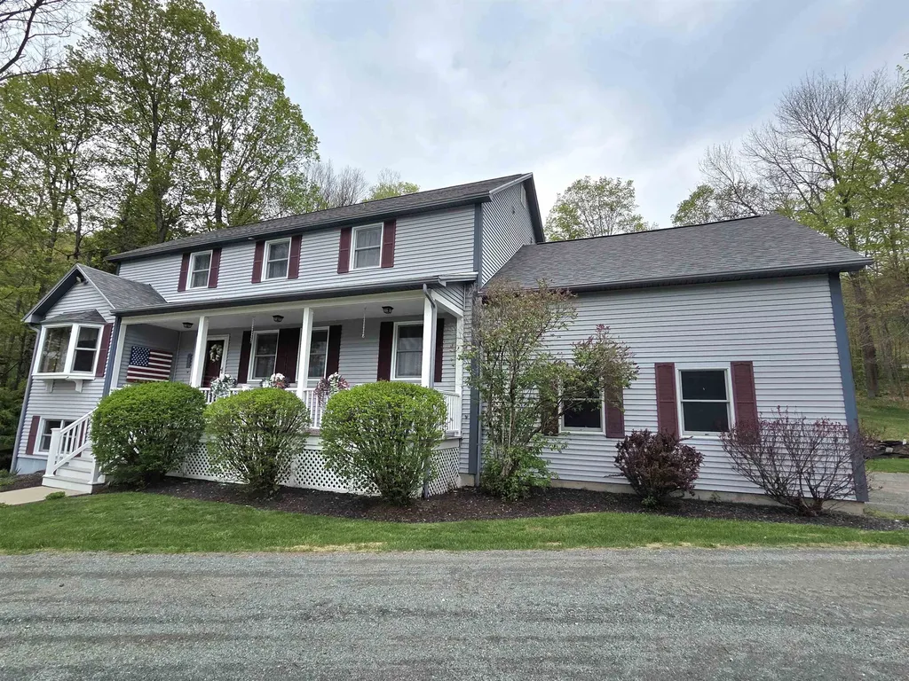 229 Meadowood Lane Waterford VT 05819