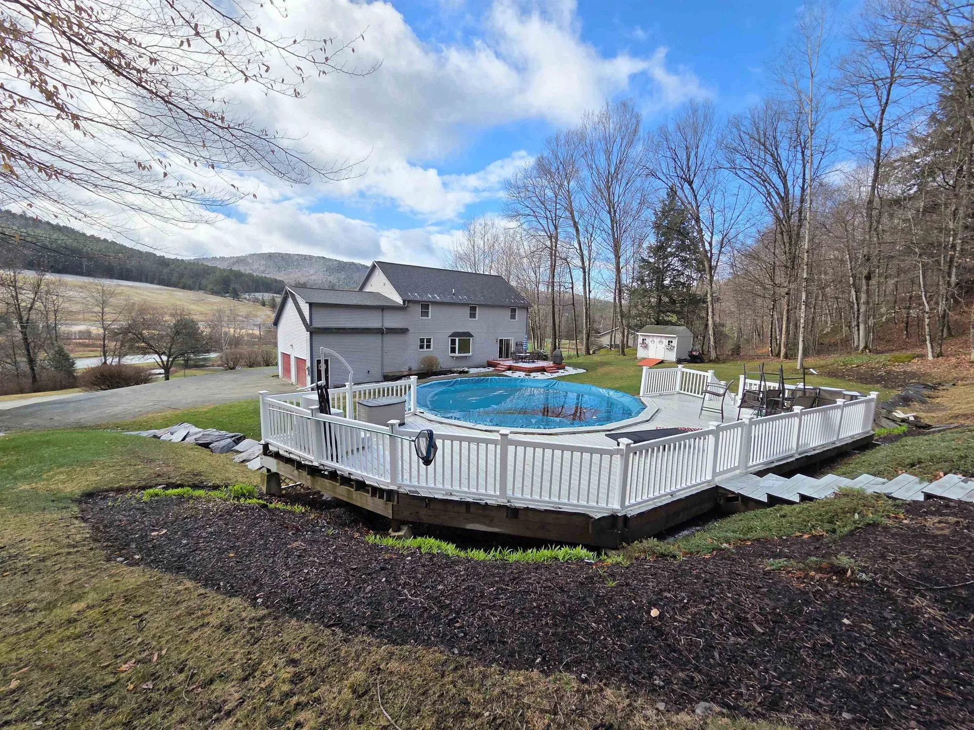 229 Meadowood Lane Waterford VT 05819