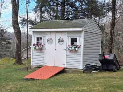 229 Meadowood Lane Waterford VT 05819